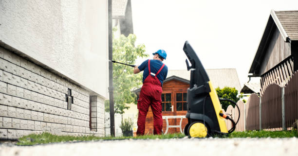 Best Pool Deck Cleaning  in Sands Point, NY